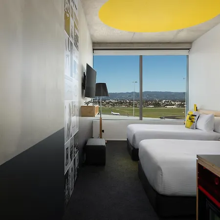 Atura Adelaide Airport Hotel Exterior photo