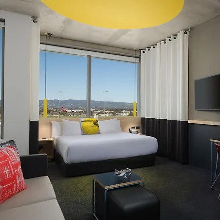 Atura Adelaide Airport Hotel Exterior photo