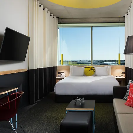 Atura Adelaide Airport Hotel Exterior photo